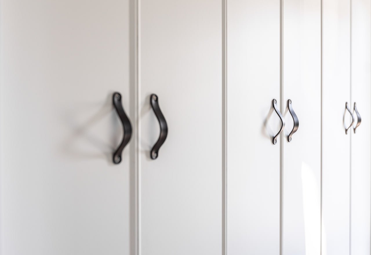 durable cabinet hardware